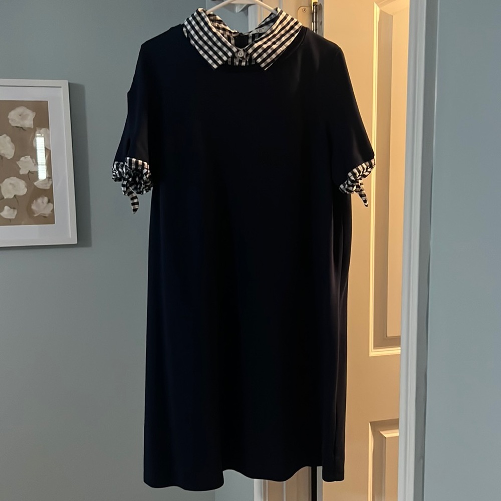 Navy blue crown and ivy dress with collar